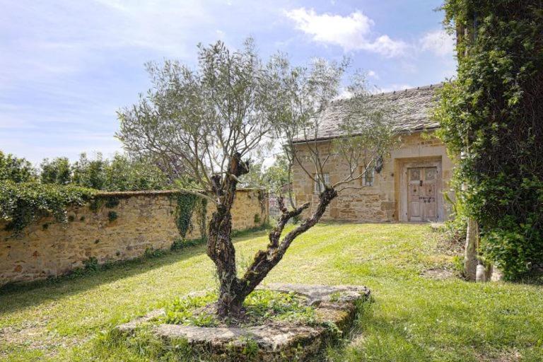 Hotel La Source Gilhodes Castelnau-de-Mandailles Exteriér fotografie