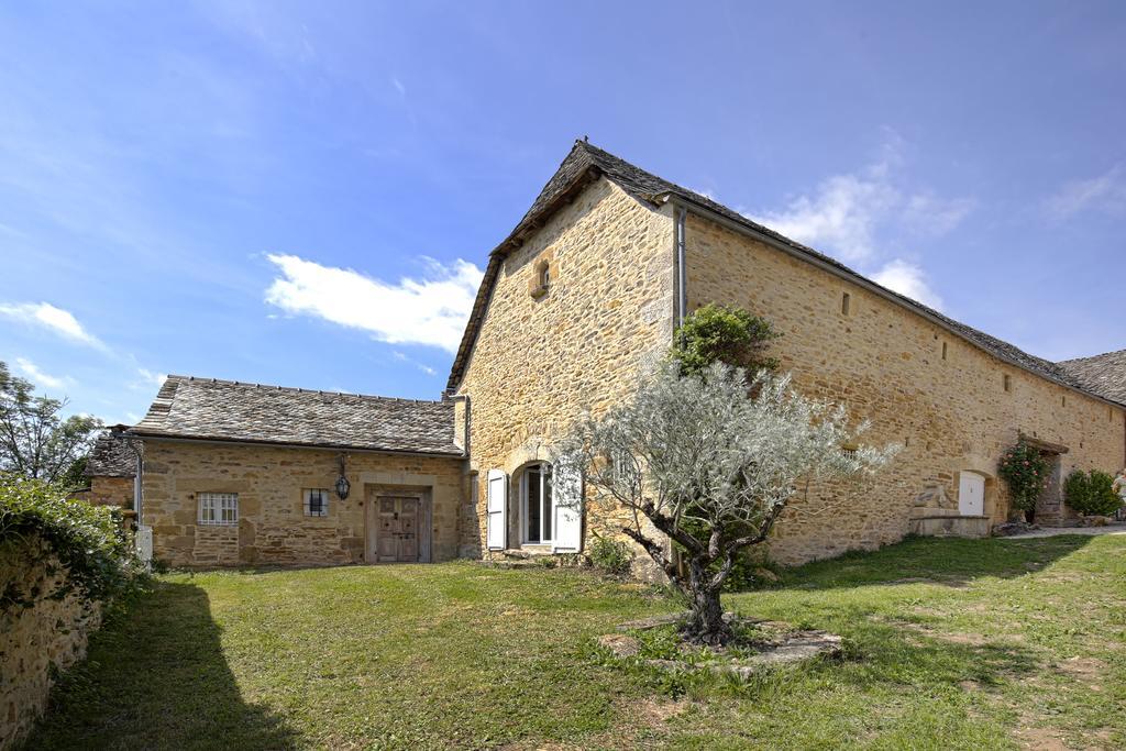 Hotel La Source Gilhodes Castelnau-de-Mandailles Exteriér fotografie
