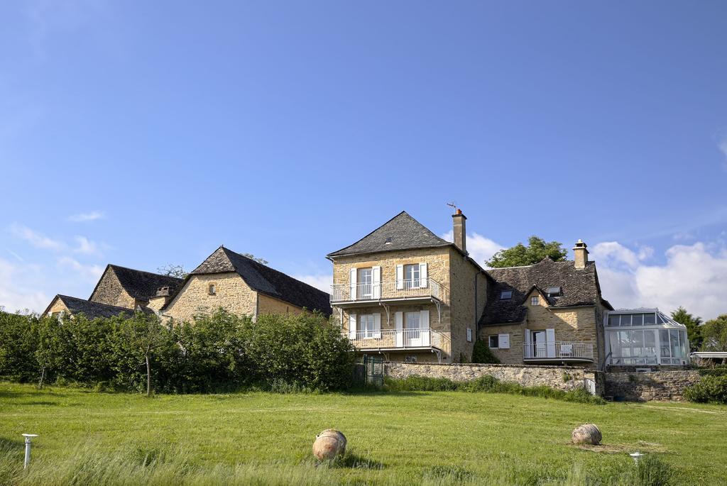 Hotel La Source Gilhodes Castelnau-de-Mandailles Exteriér fotografie
